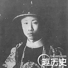 清朝灭亡的时候溥仪多少岁